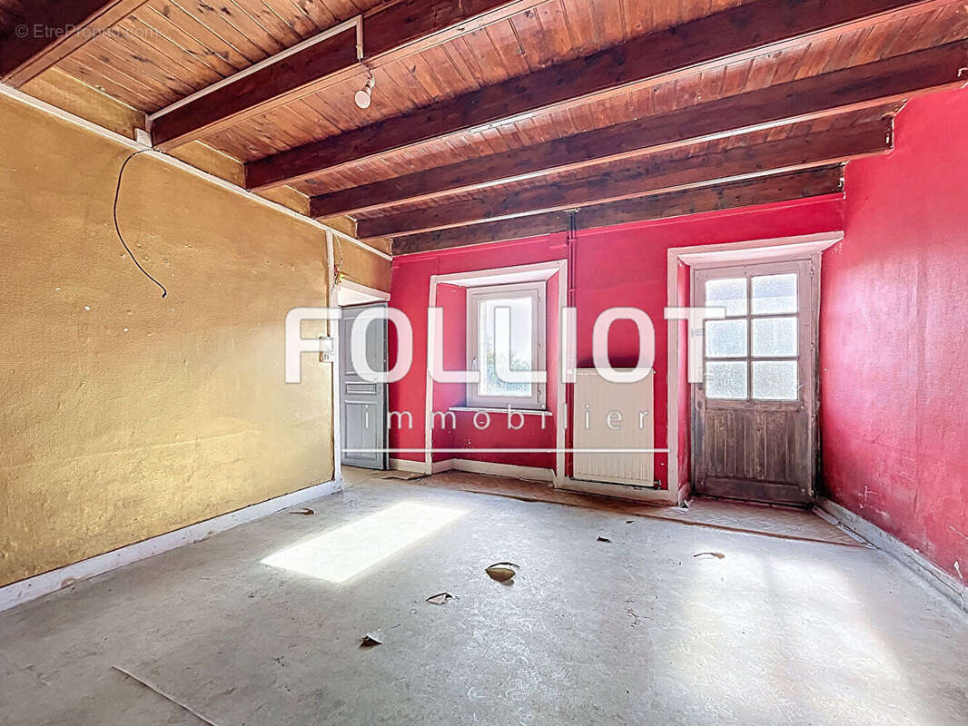 Maison à SAINT-SAMSON-DE-BONFOSSE