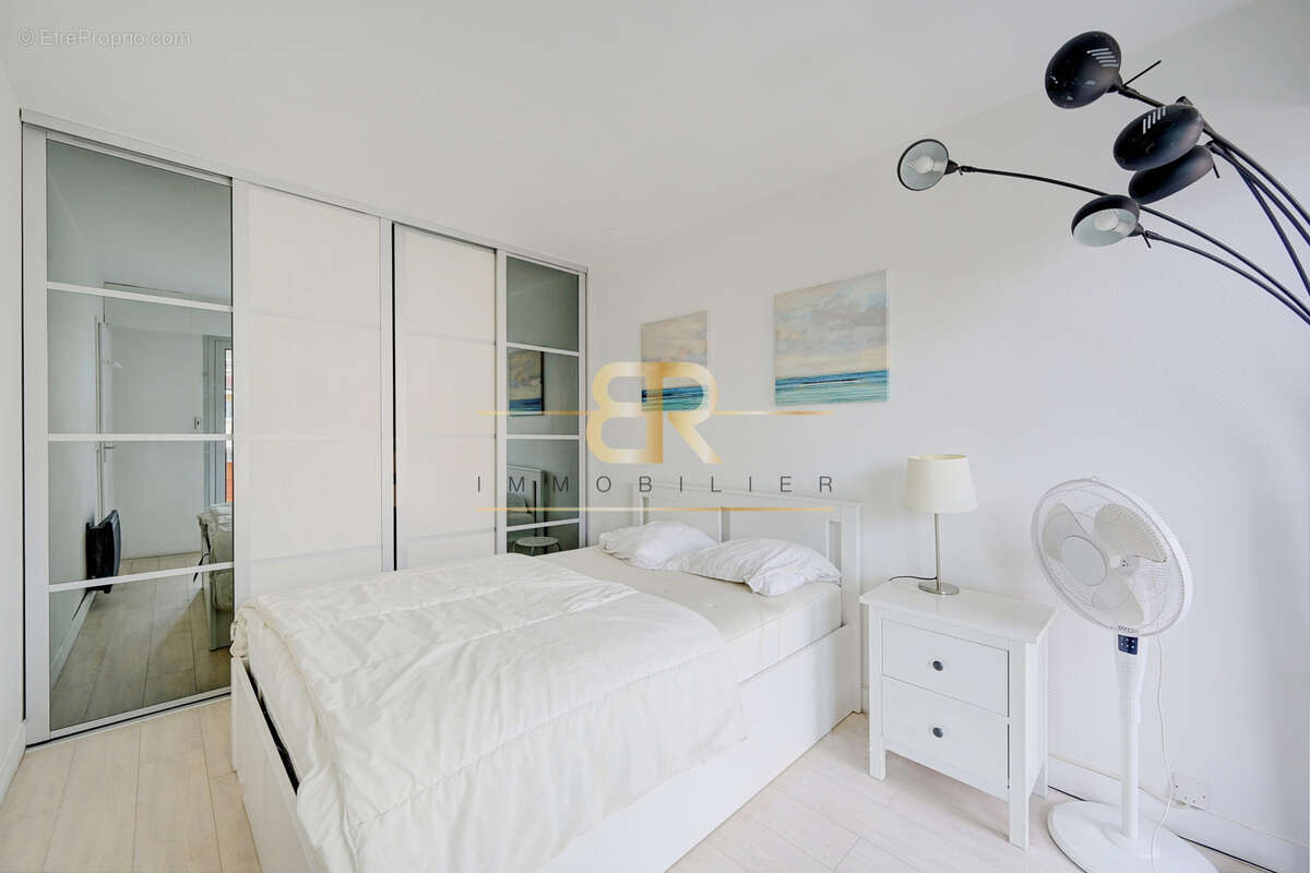 Appartement à PARIS-12E