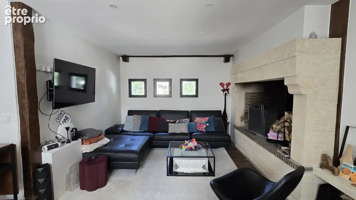 Maison  atypique sur 3 niveaux - 3 chambres - jardin - - photo 3