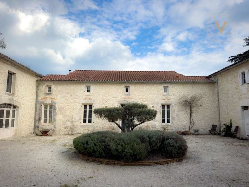 Maison à TOURNON-D'AGENAIS