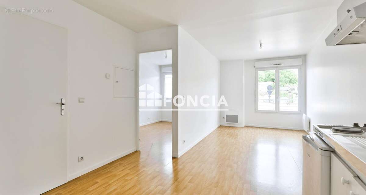 Appartement à CORBEIL-ESSONNES