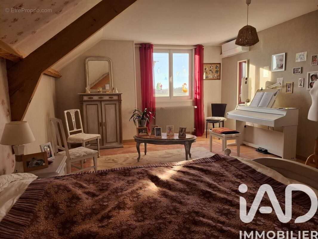 Photo 2 - Maison à CHASSENARD