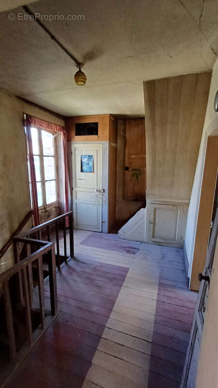 Maison à BAZOCHES-LES-BRAY