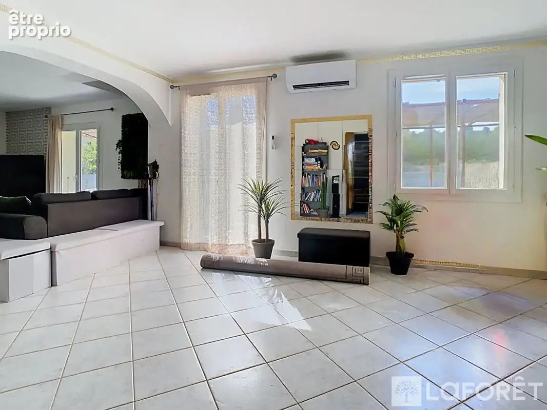 Maison Saint Victoret 7 pièce(s) 211 m2 - photo 8