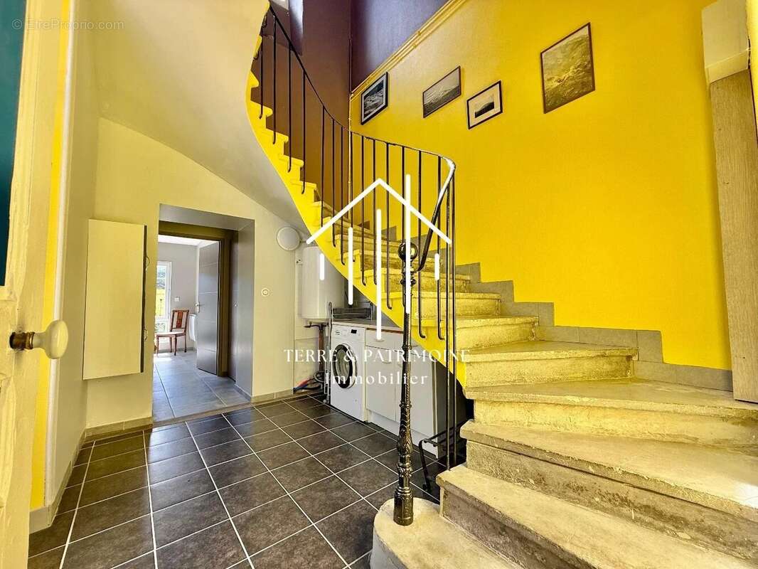 Maison à LAGORCE
