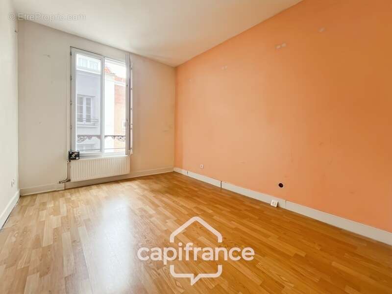 Appartement à FONTENAY-SOUS-BOIS