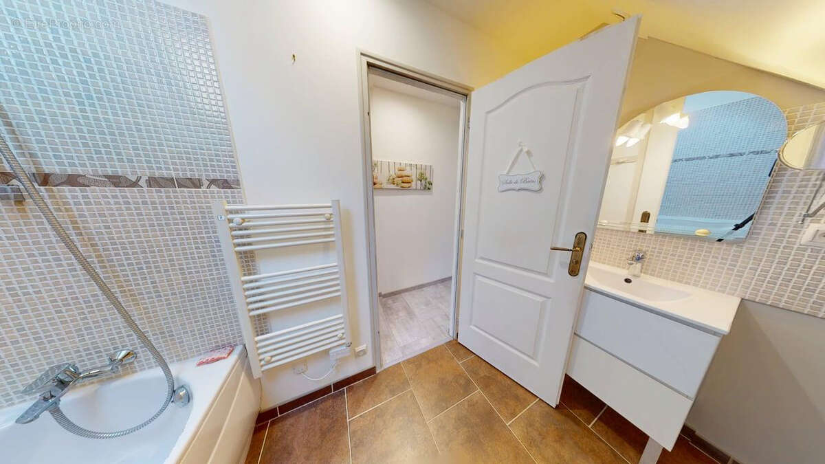 Maison à HUISSEAU-SUR-COSSON