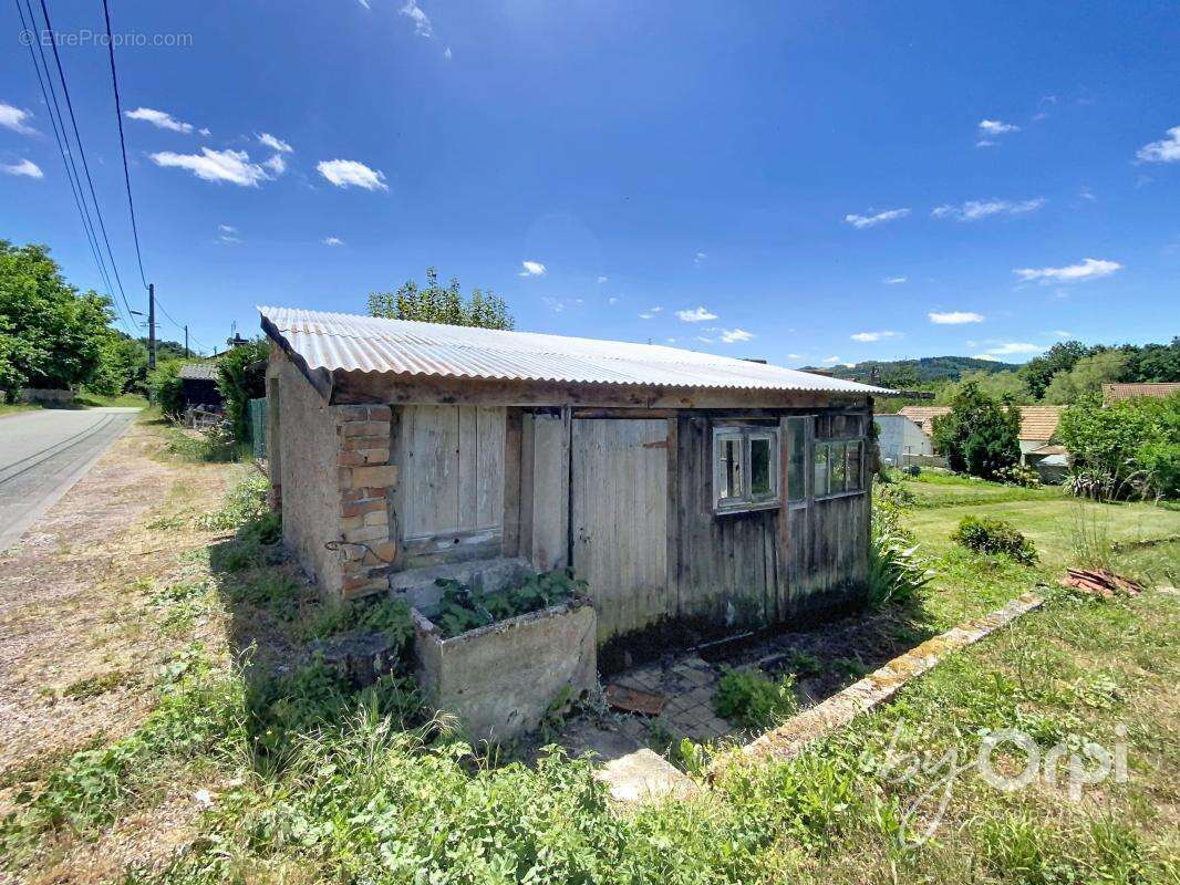 Maison à SAINT-ELOY-LES-MINES