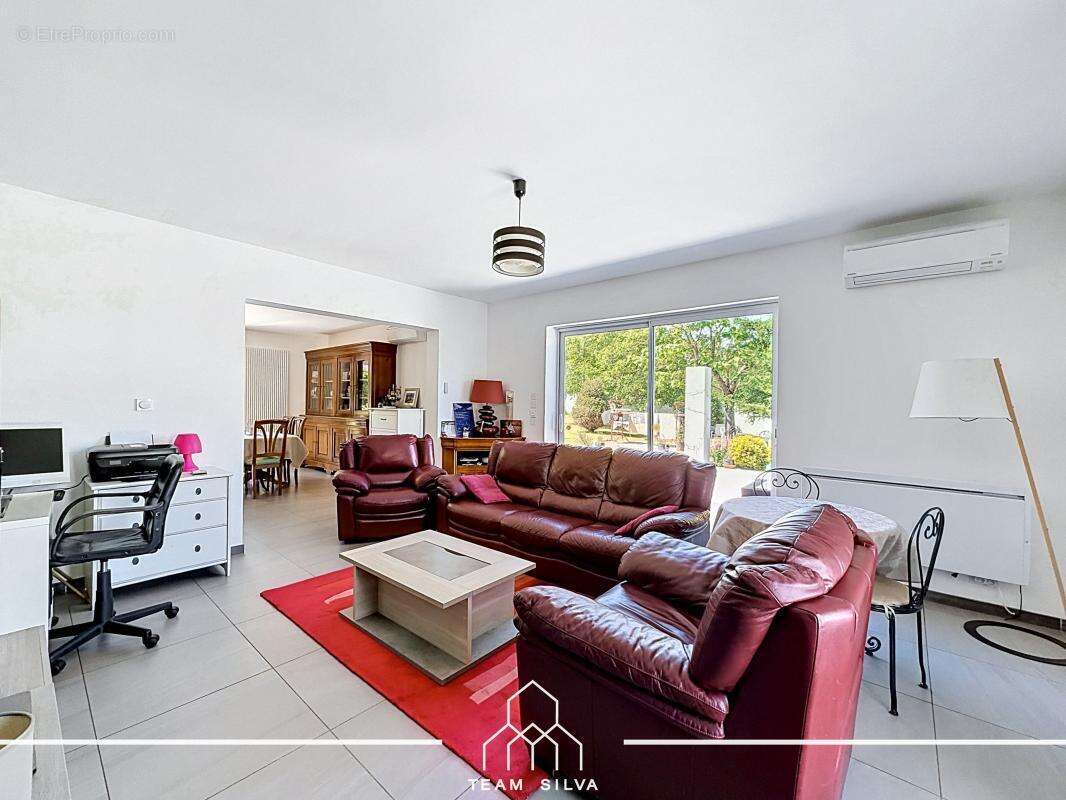 Maison 125 m² à Ternay  - photo 32