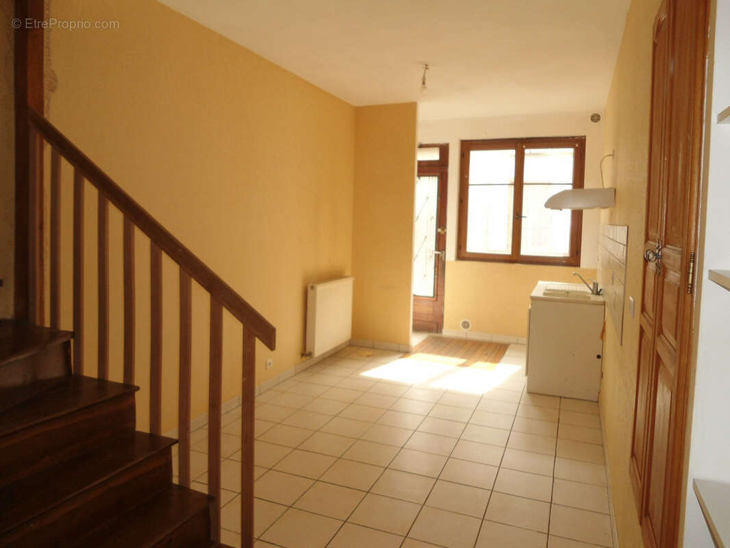 Maison à BAR-SUR-AUBE