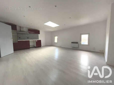 Appartement 280 m² à Libourne  - photo 9
