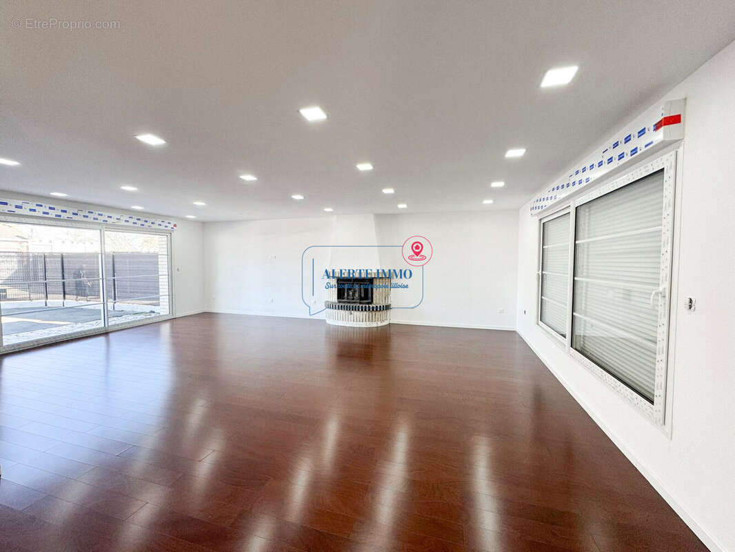 Maison à FACHES-THUMESNIL