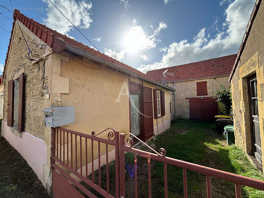 Maison à GERMIGNY-SUR-LOIRE