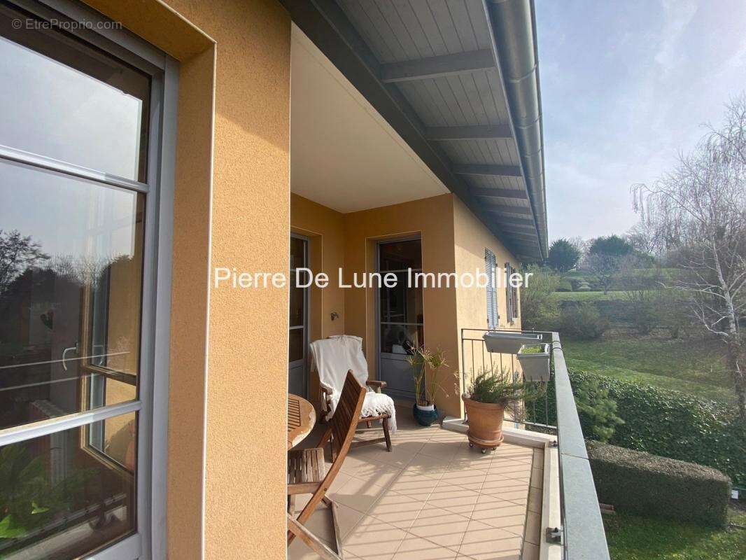 Appartement à SAINT-DIDIER-AU-MONT-D'OR