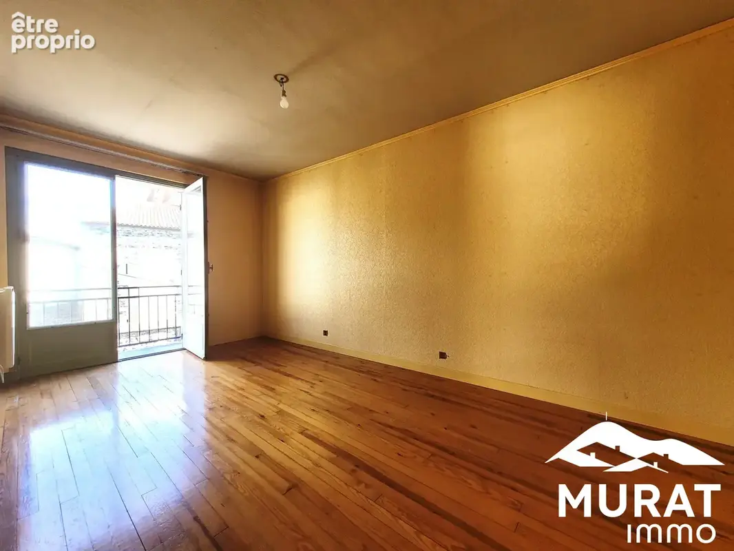Maison 7 pièces  124 m² habitables  Saint-Amant-Tallende