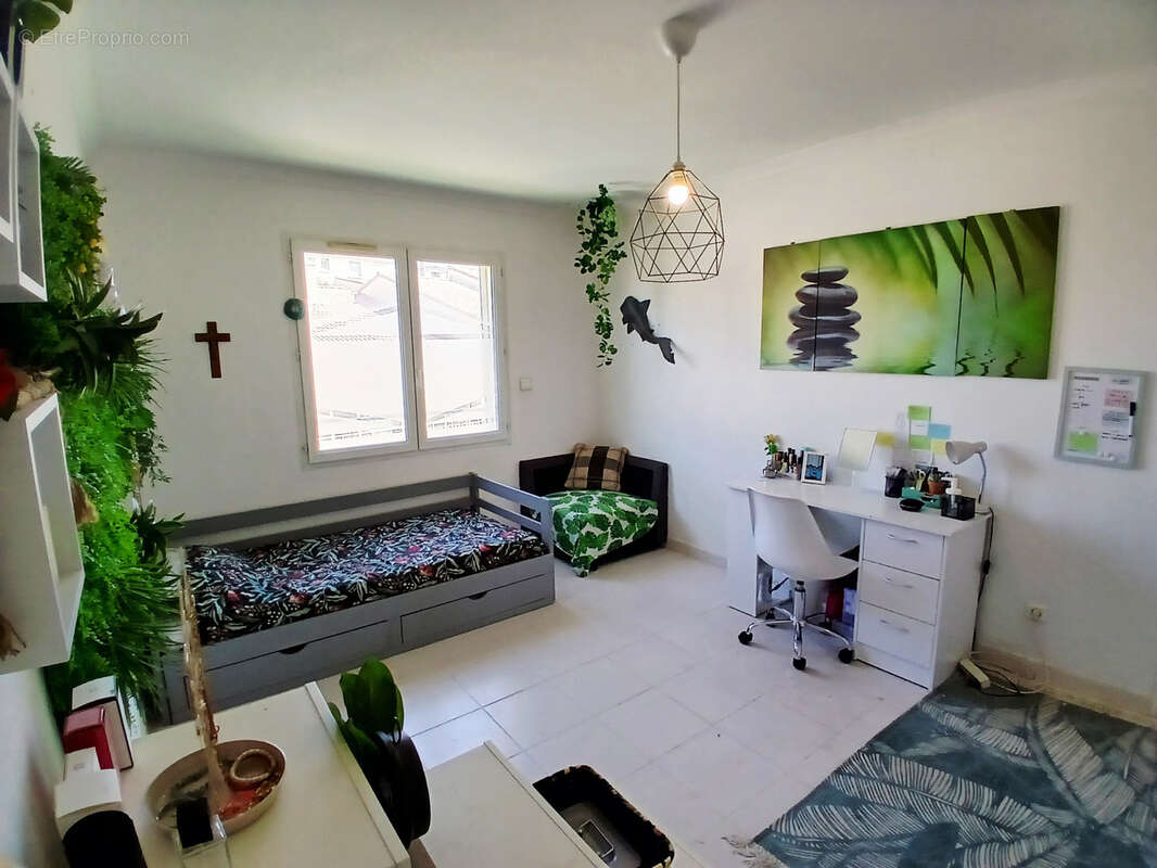 Maison à SAINT-CHRISTOL-LES-ALES