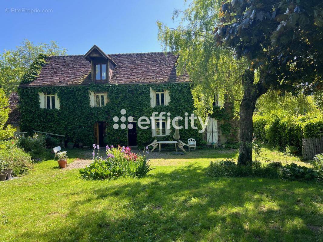 Maison à LA FERTE-BERNARD