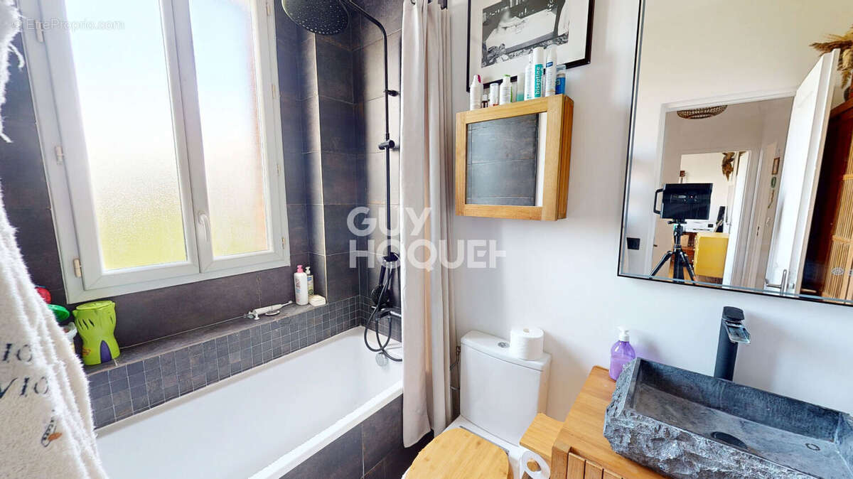 Maison à LES PAVILLONS-SOUS-BOIS