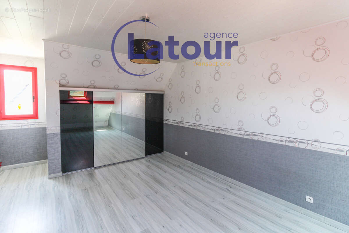 A VERNOUILLET, Maison de 6 pièces, 5 chambres, 133 m2 - photo 7