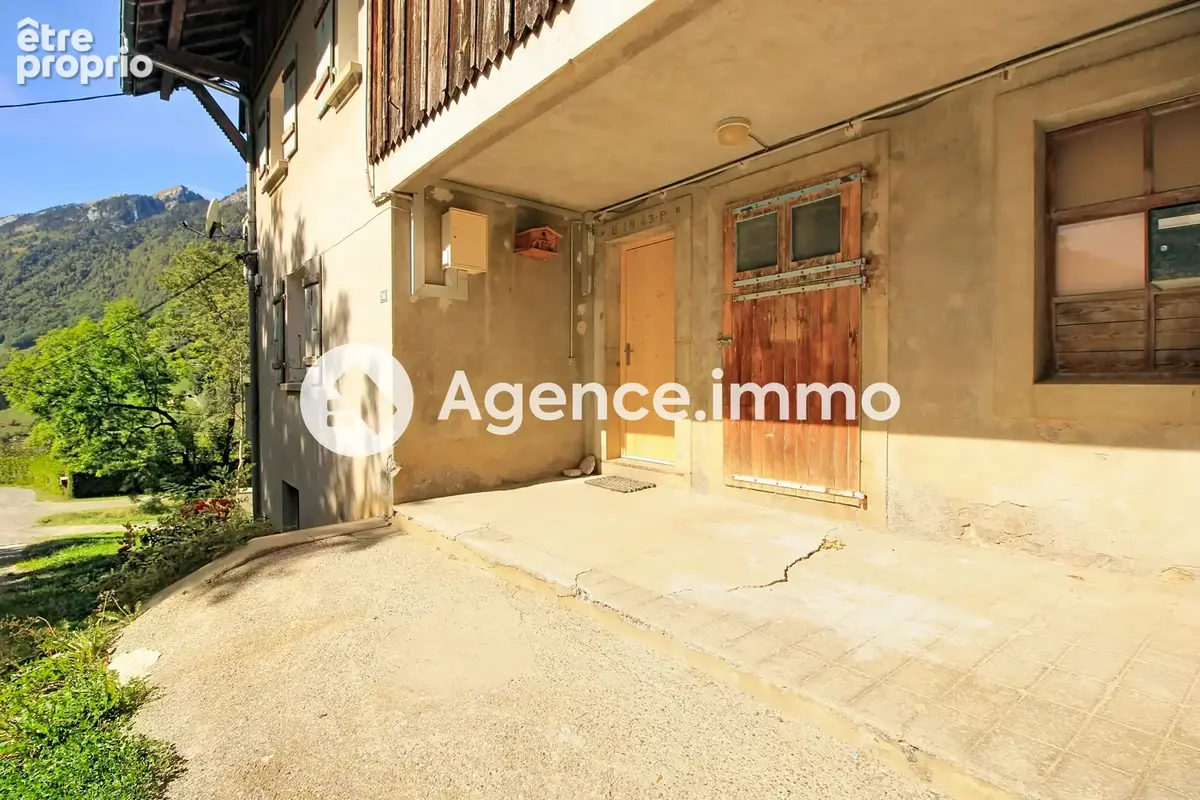 Maison 7 pièces 185 m² à vendre à Bonneville (74130) - photo 3