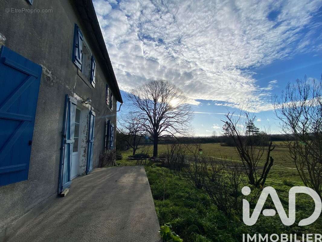 Maison 146 m² à Bougon  - photo 3