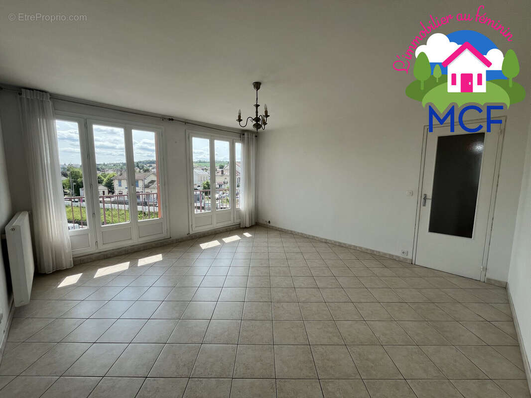 Appartement à BONNIERES-SUR-SEINE