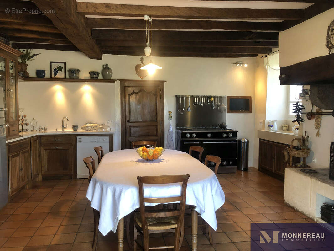 Maison à BRIE-SOUS-BARBEZIEUX