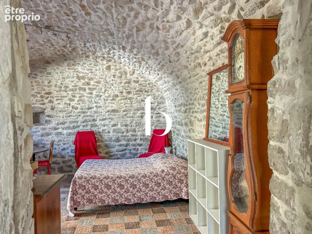 Maison 4 pièces 143 m² à vendre à Barjac (30430) - photo 4