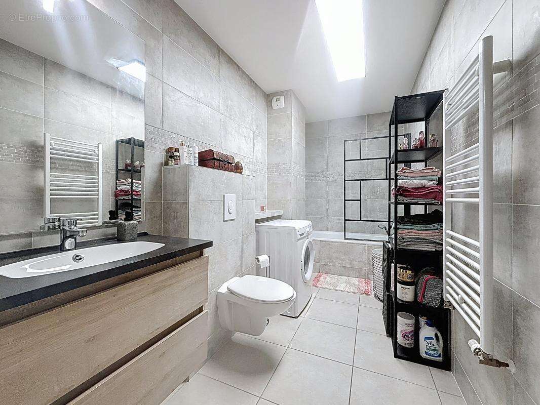 Appartement à VENISSIEUX