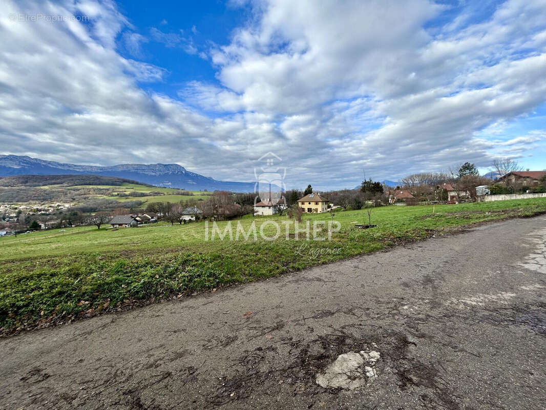 Terrain 760 m² à Jarrie  - photo 6