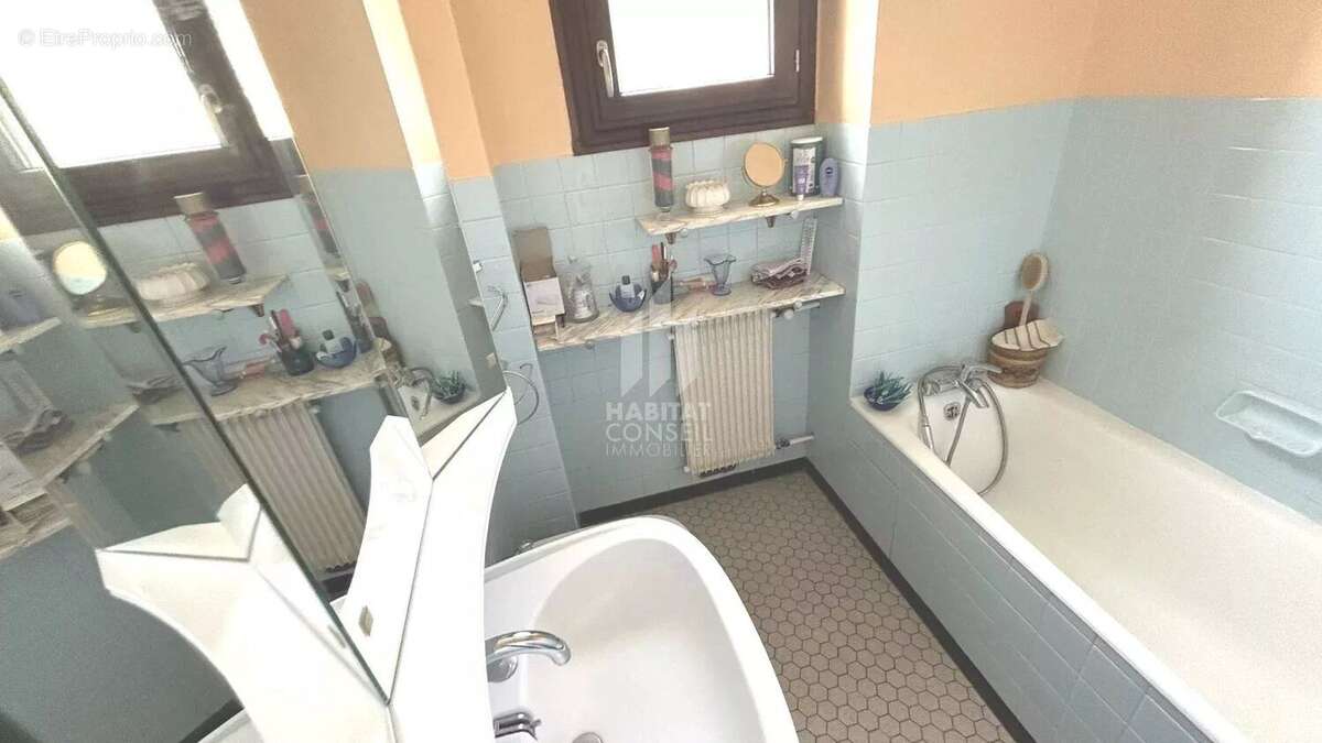 Appartement à SAINT-EGREVE