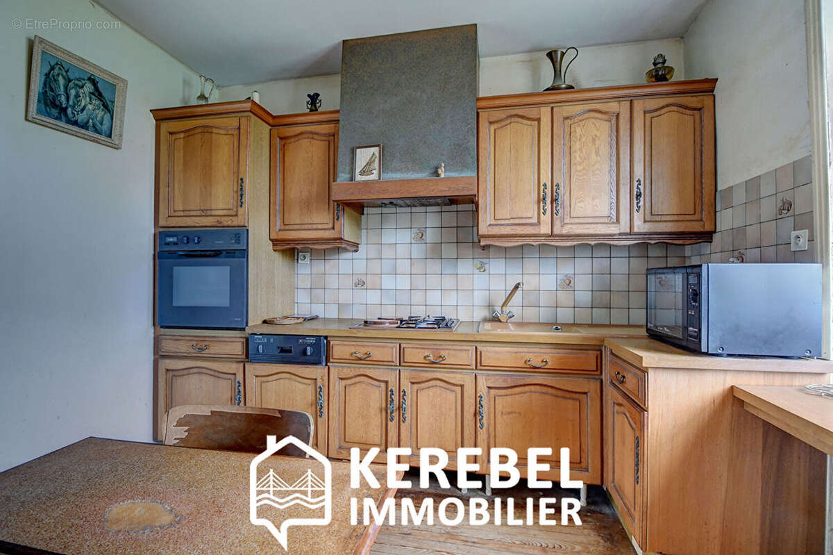 Maison à LOGONNA-DAOULAS