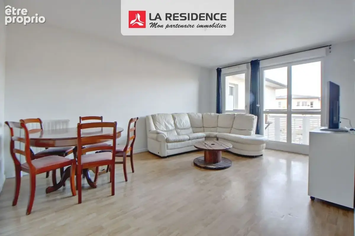 Appartement 4 pièces 76 m² à vendre à Ecquevilly (78920) - photo 3