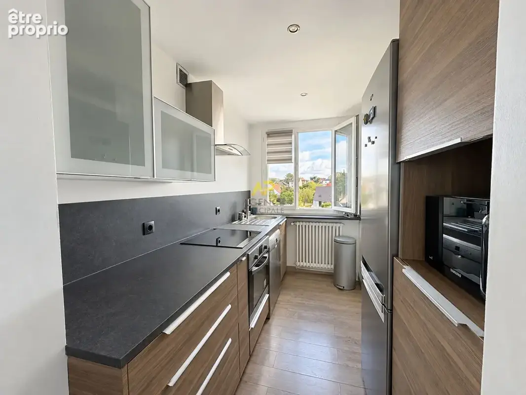 Dernier etage - vue exceptionnelle - photo 5