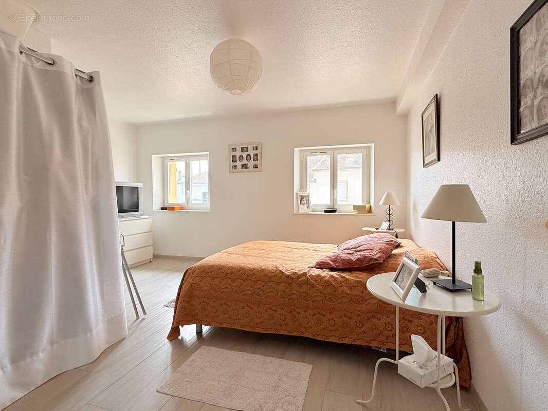 Appartement à MARLY