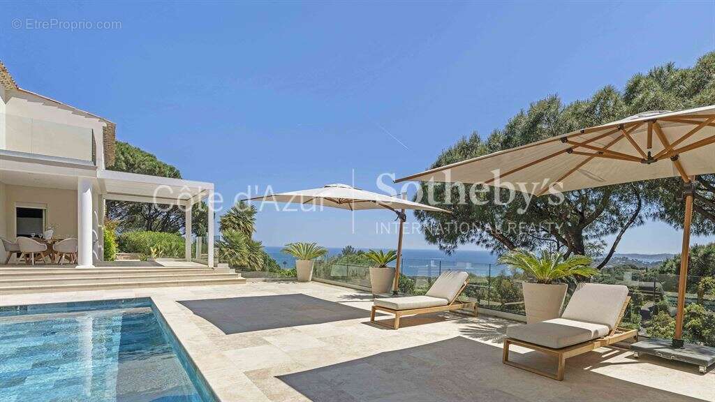 Exclusivité villa contemporaine avec vue mer, proche plage de la Nartelle - photo 4