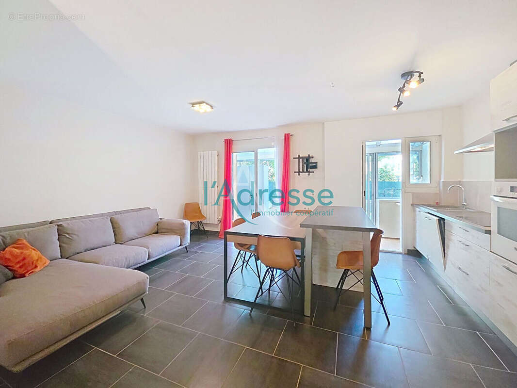 RARE ! Bel appartement 2/3 pièces en REZ DE JARDIN avec un parking ! - photo 2