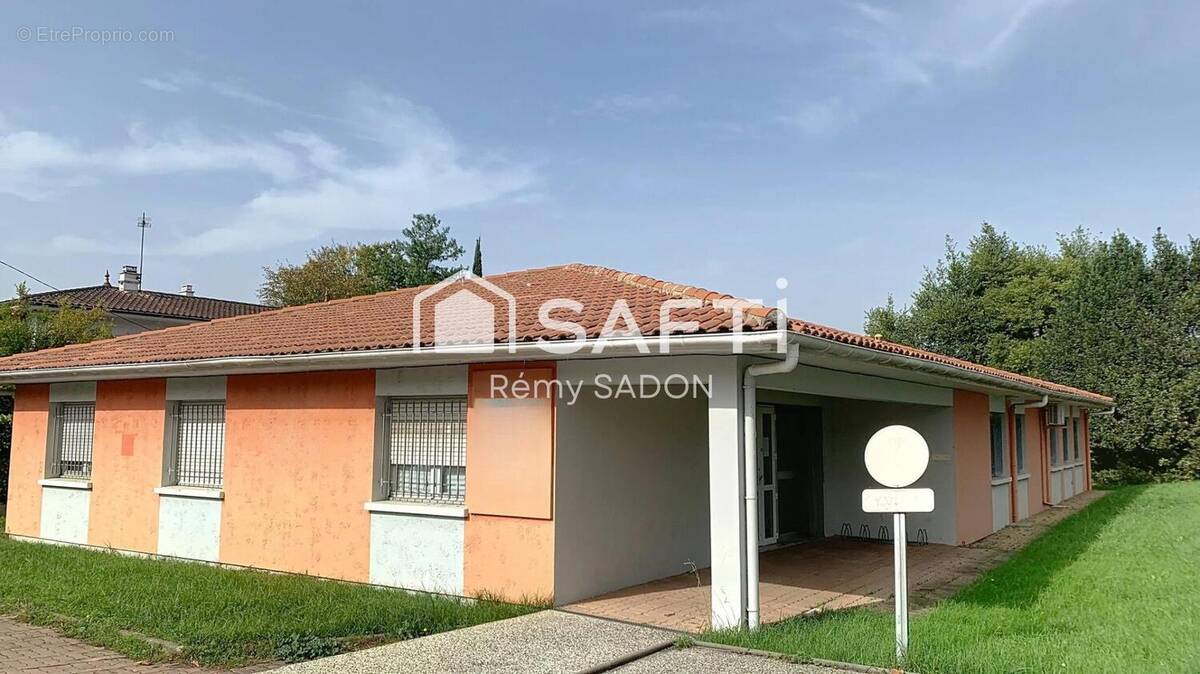 Photo 1 - Commerce à FLOIRAC