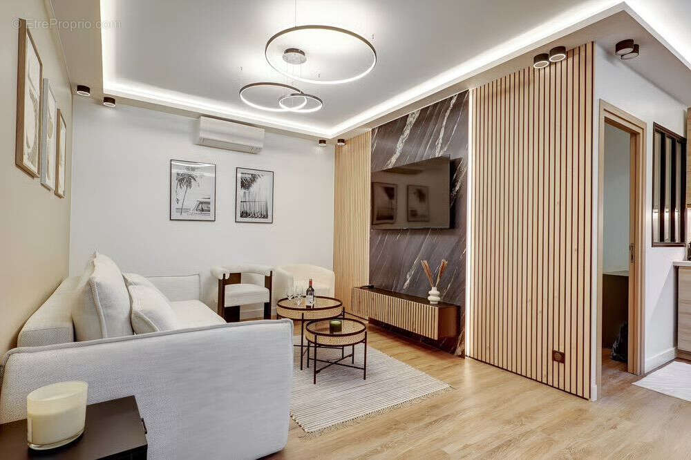 Appartement à PARIS-10E