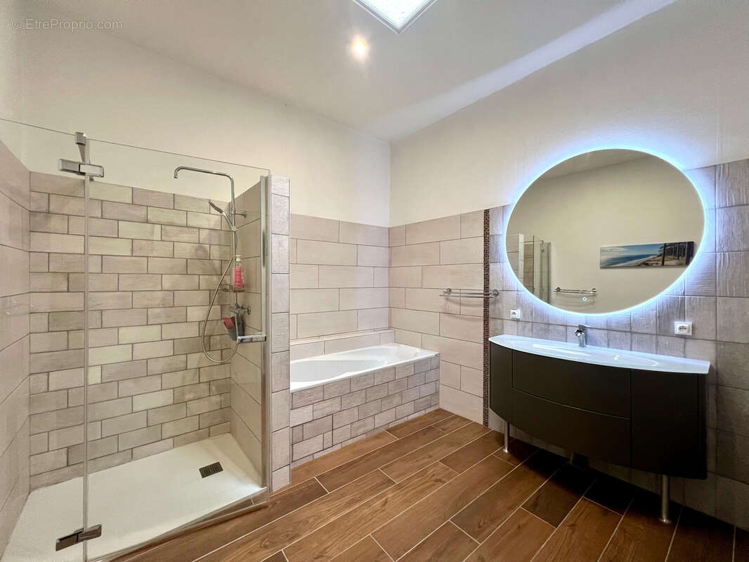 Maison à SAINT-LAURENT-MEDOC