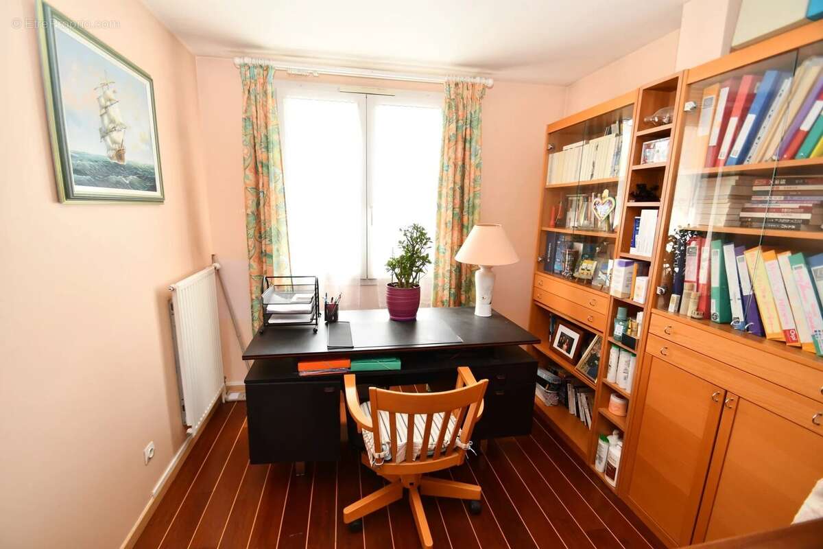 Maison 93 m² à Sevran  - photo 7
