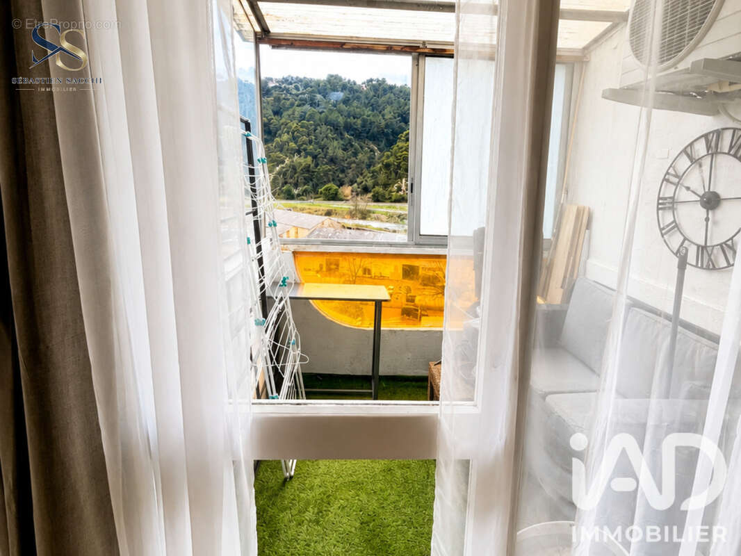 Appartement 54 m² à La Trinite  - photo 6