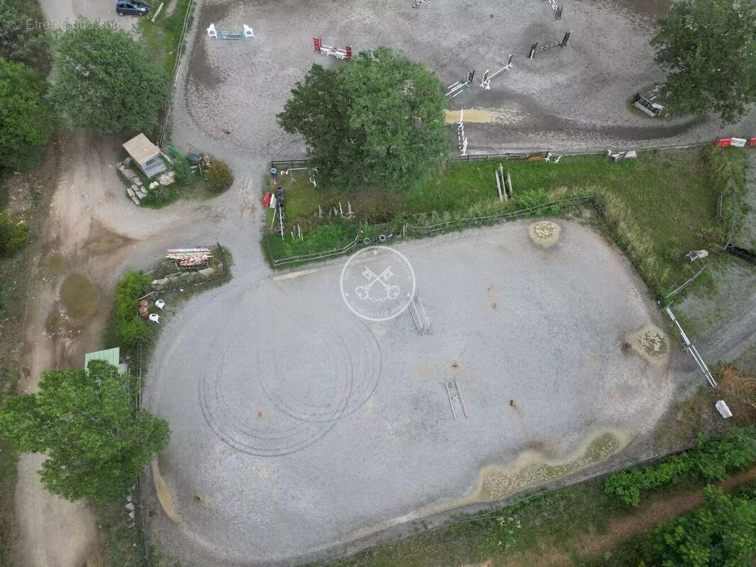 Maison à MONTAUROUX