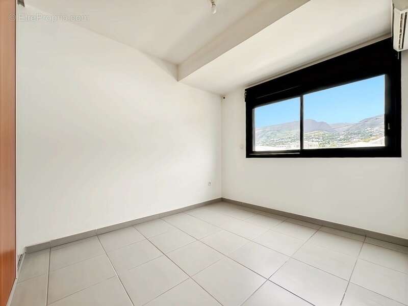 Appartement à SAINT-DENIS