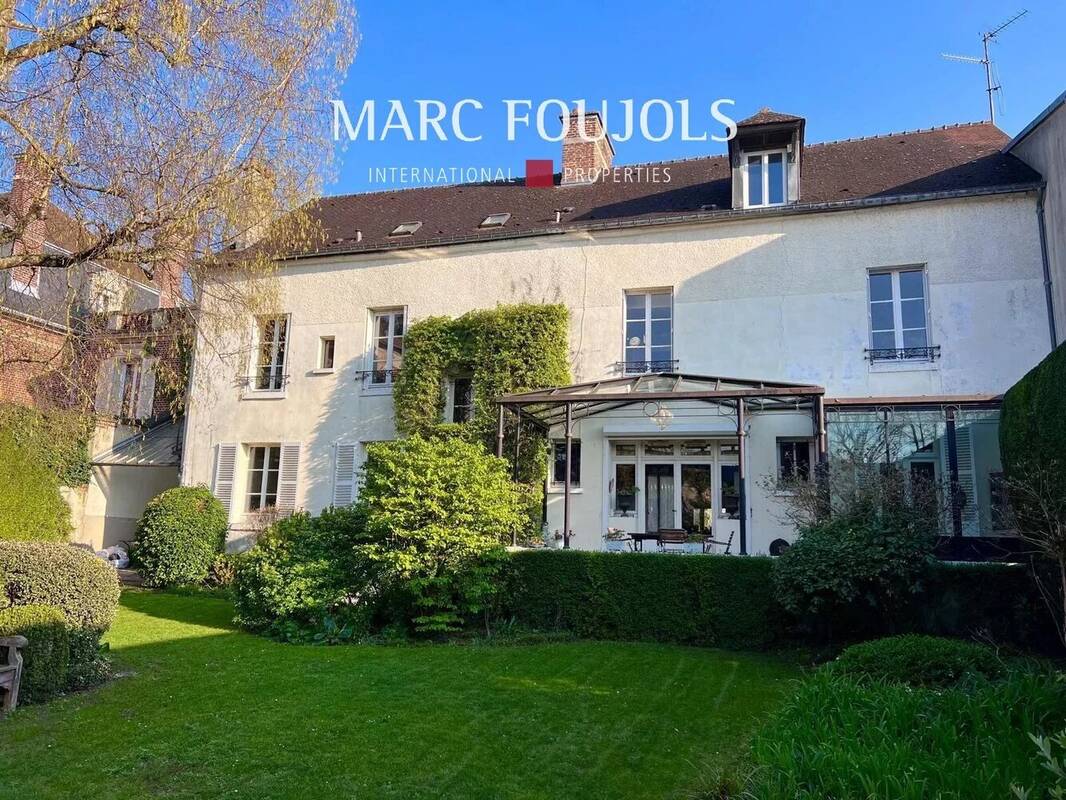 Maison à COMPIEGNE