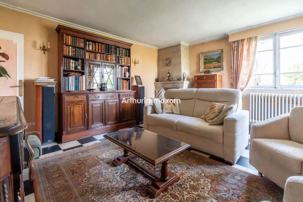 Maison à SUCY-EN-BRIE