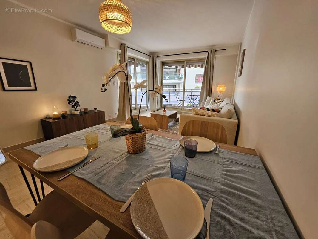 Appartement à CAGNES-SUR-MER