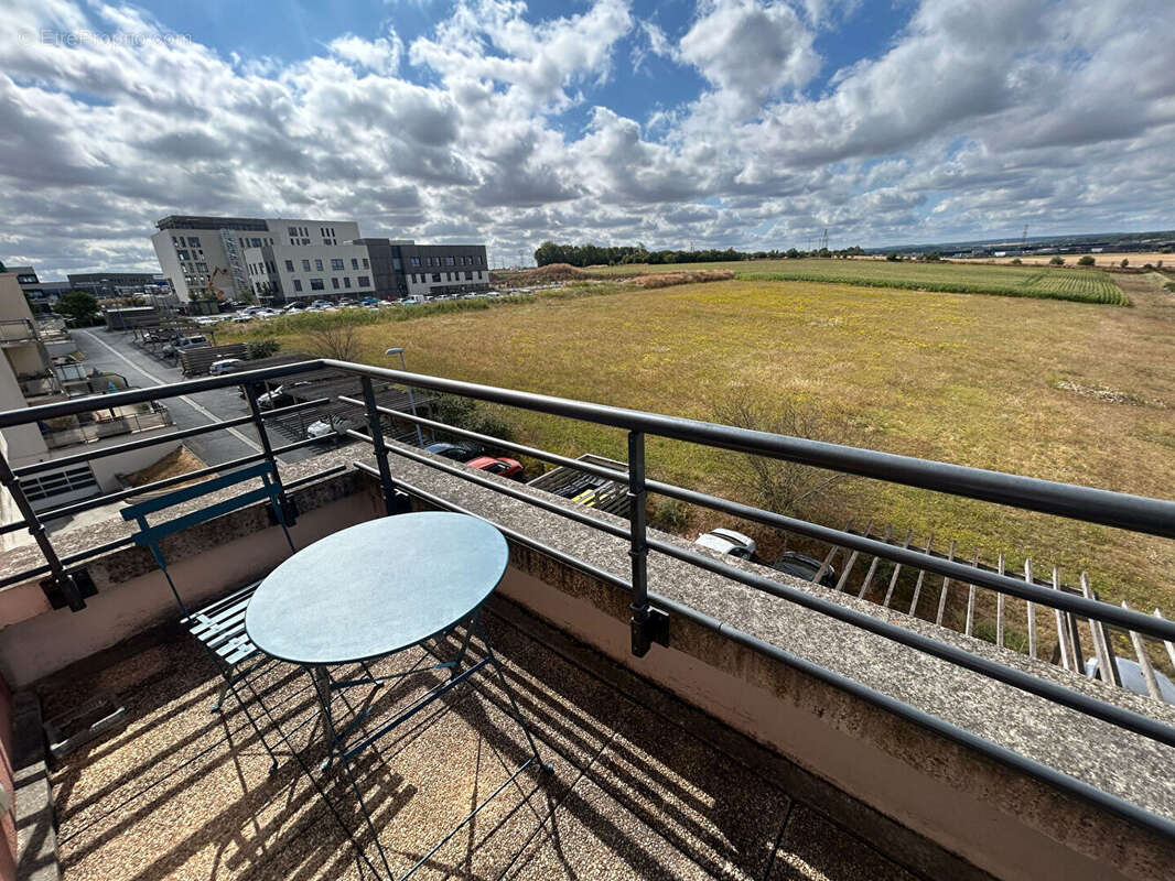 Appartement T2 de 52 m2  à FLEURY SUR ORNE - photo 3