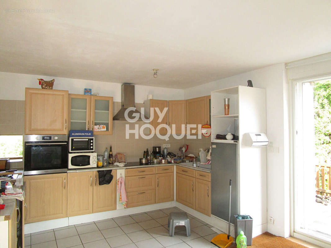 Maison 110 m² à Mazeyrat-D'allier  - photo 6