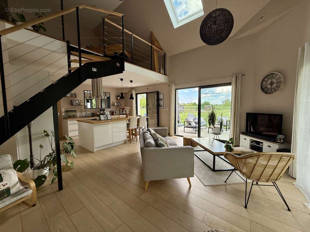 Maison à CHAINGY